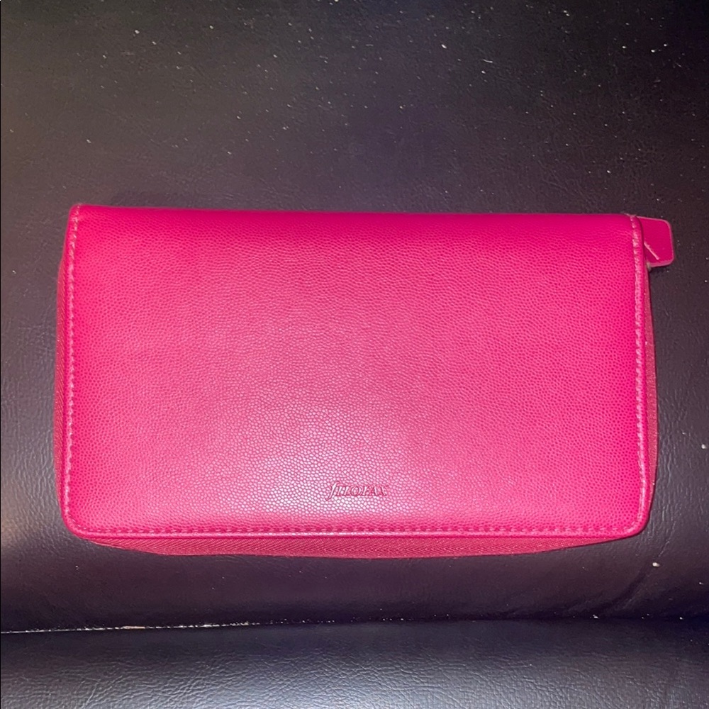 filoFAX Pink Wallet Smooth Leather-Like Material